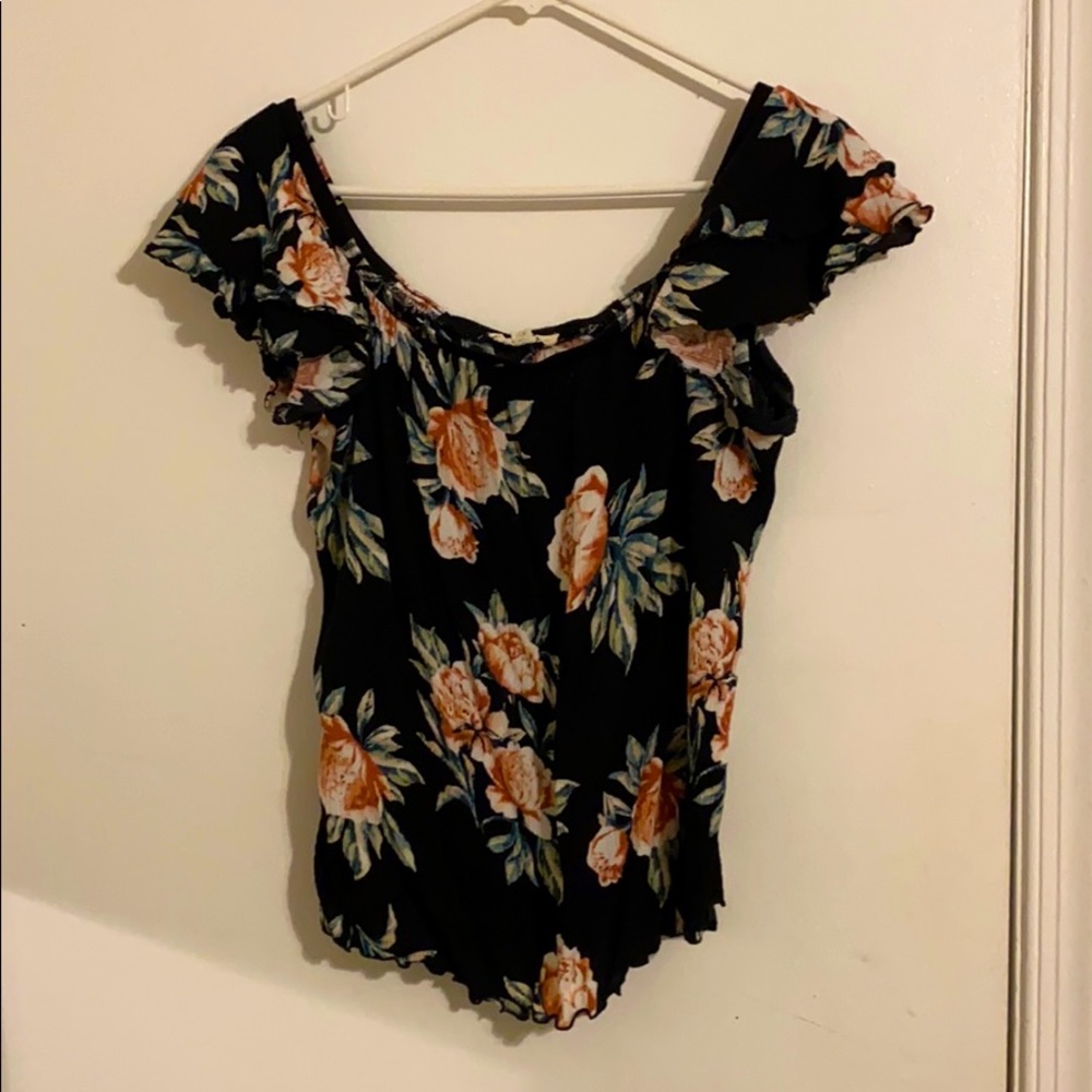 off-the-shoulder shirt